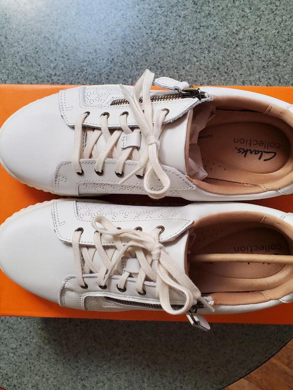 Women's Clark Leather Sneaker Caroline Ayla - 9W